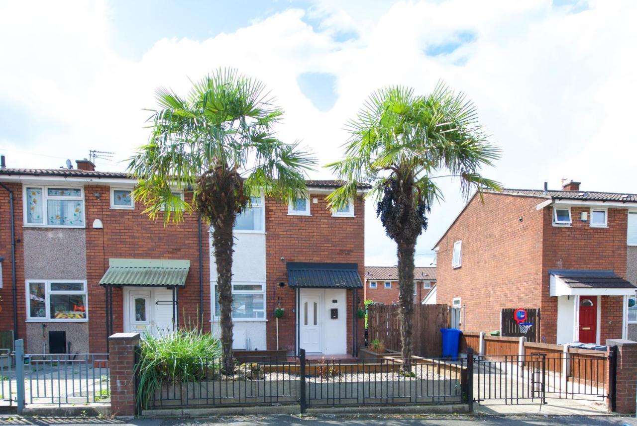 Gorgeous Manchester Home With Garden & Parking Exterior photo